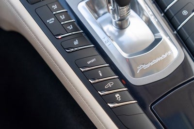 2015 Porsche Panamera 4