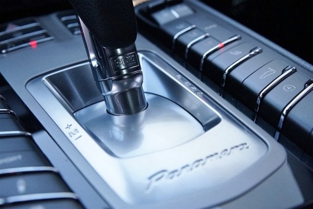 2012 Porsche Panamera 4