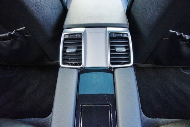 2012 Porsche Panamera 4dr HB