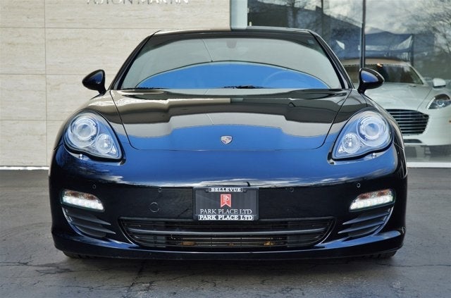 2012 Porsche Panamera 4dr HB