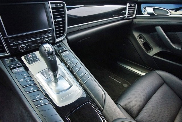 2012 Porsche Panamera 4dr HB