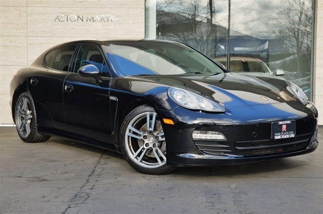 2012 Porsche Panamera 4dr HB