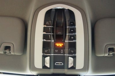 2012 Porsche Panamera 4dr HB