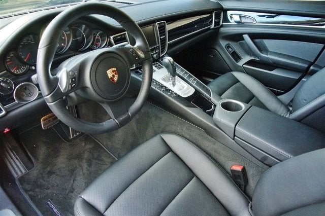 2012 Porsche Panamera 4dr HB