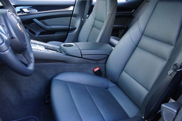 2014 Porsche Panamera 4
