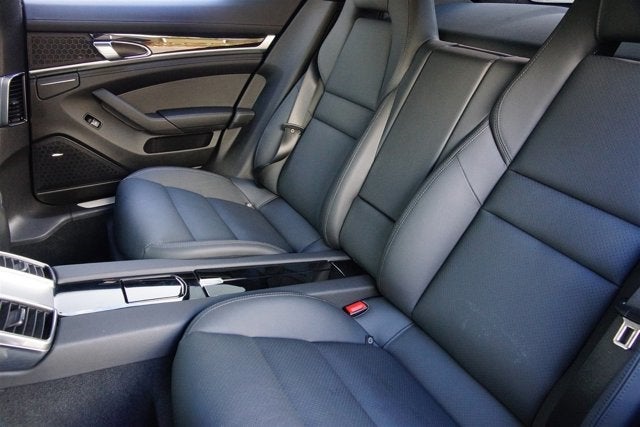 2014 Porsche Panamera 4