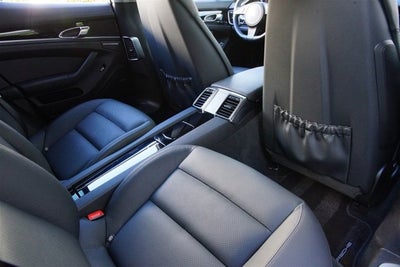 2014 Porsche Panamera 4