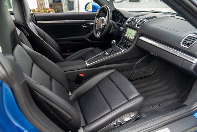 2016 Porsche Cayman 2dr Cpe