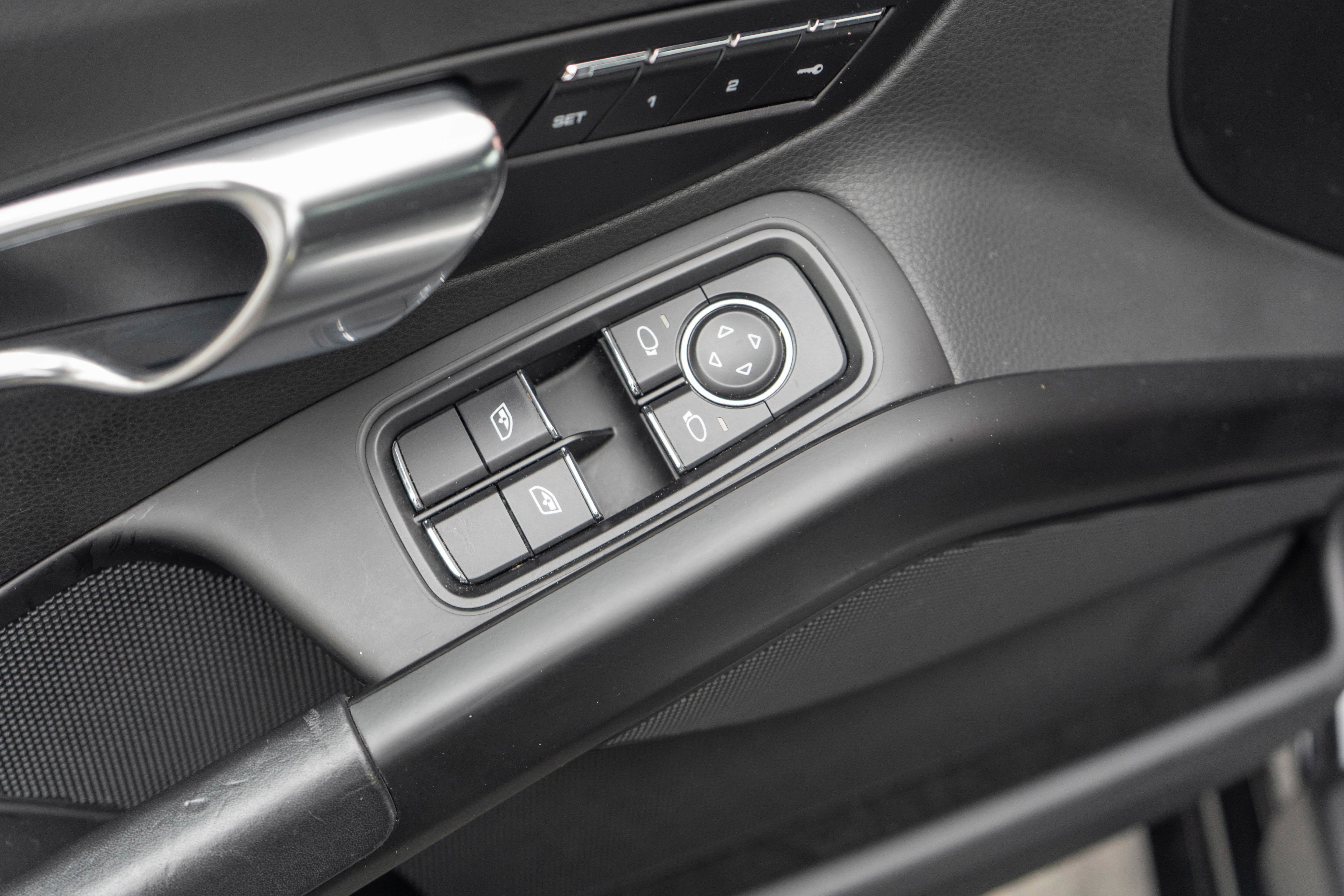 2016 Porsche Cayman Black Edition