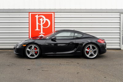 2016 Porsche Cayman Black Edition