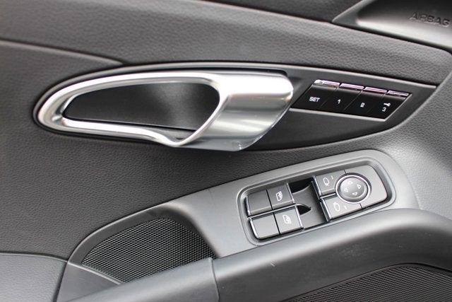 2014 Porsche Cayman 2dr Cpe