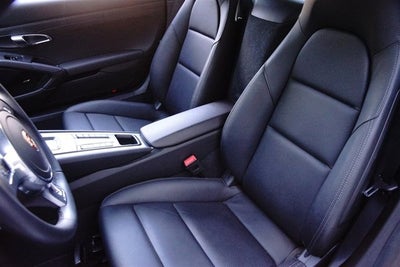 2014 Porsche Cayman 2dr Cpe