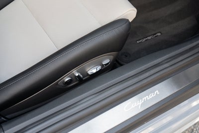 2024 Porsche 718 Cayman Style Edition