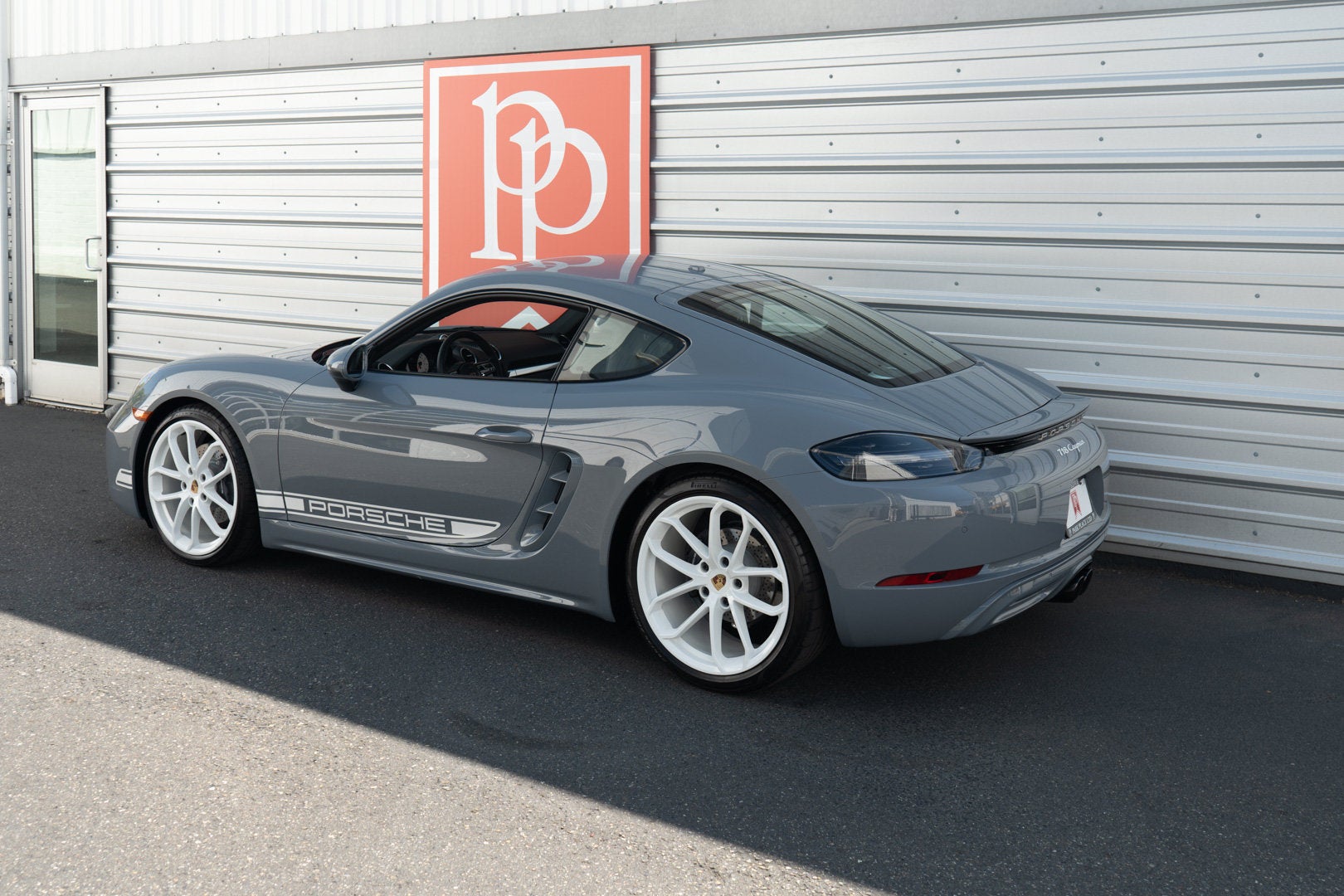 2024 Porsche 718 Cayman Style Edition