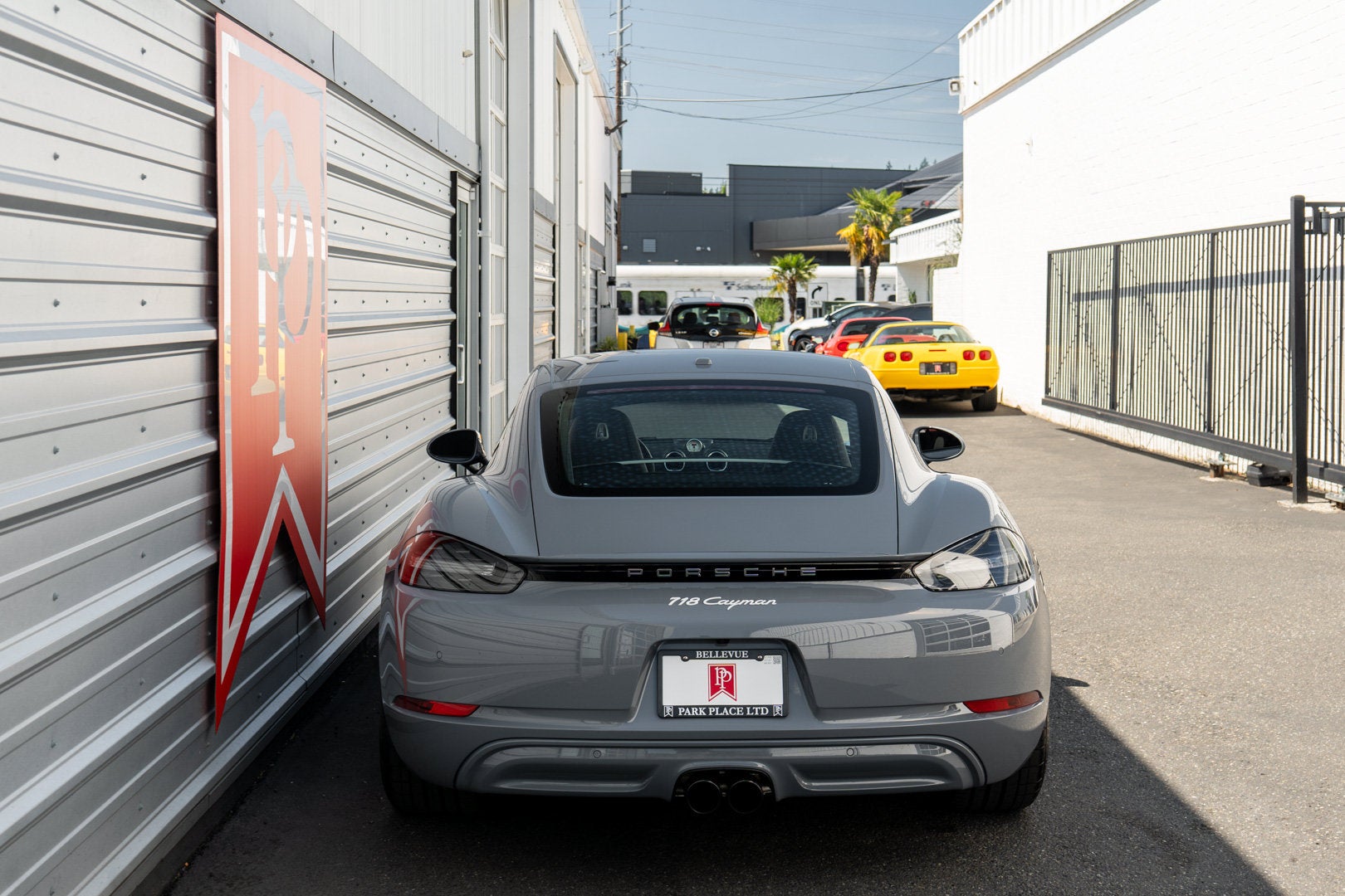 2024 Porsche 718 Cayman Style Edition