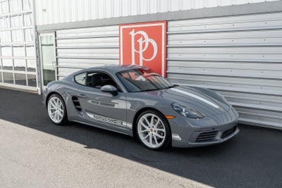 2024 Porsche 718 Cayman Style Edition