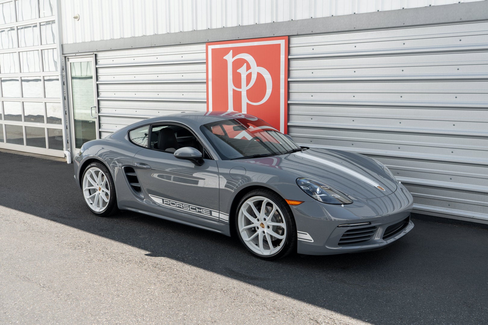 2024 Porsche 718 Cayman Style Edition