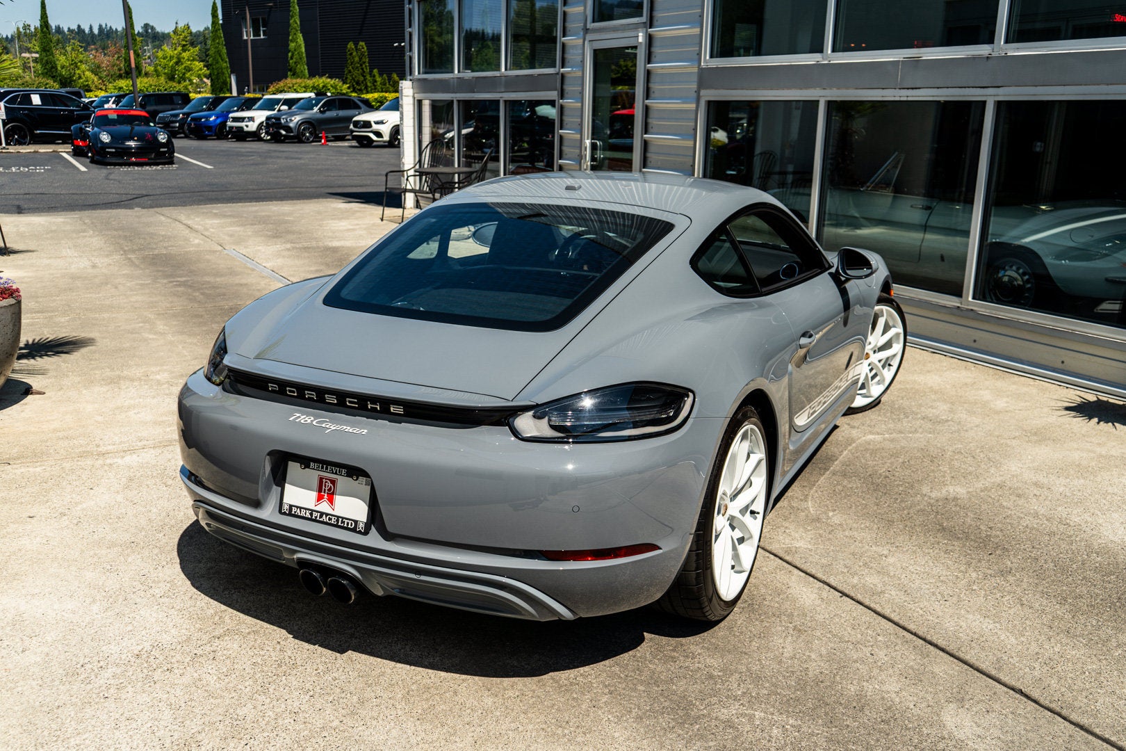 2024 Porsche 718 Cayman Style Edition