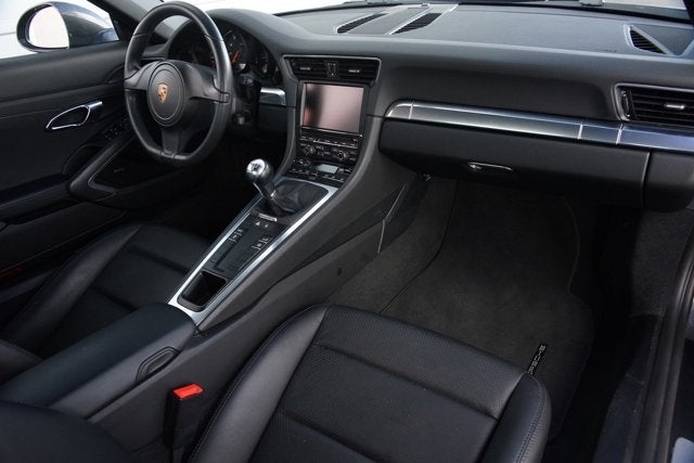 2016 Porsche 911 Carrera