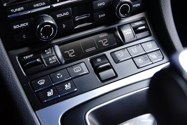 2013 Porsche 911 Carrera Carrera