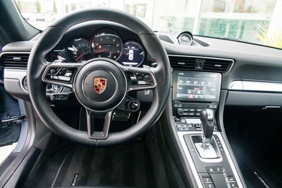 2017 Porsche 911 Carrera 4