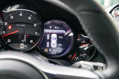 2017 Porsche 911 Carrera 4