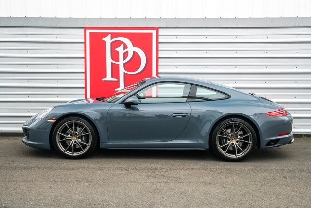 2017 Porsche 911 Carrera 4