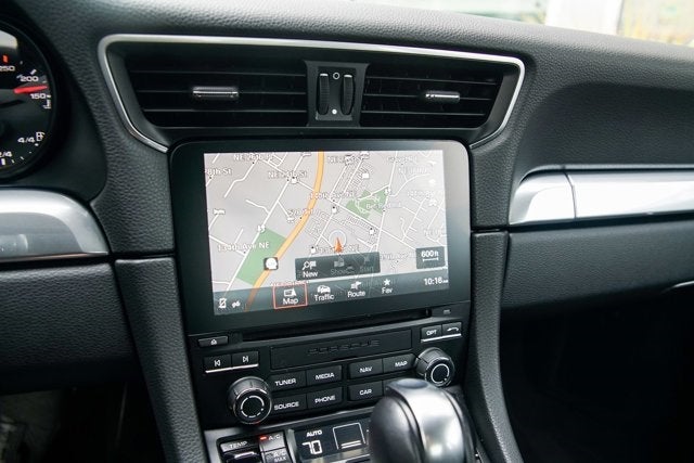 2017 Porsche 911 Carrera 4