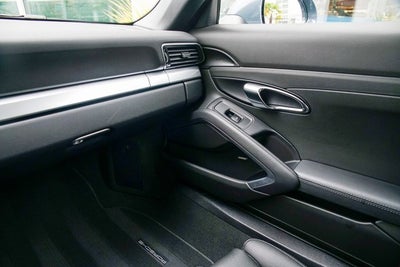 2017 Porsche 911 Carrera 4