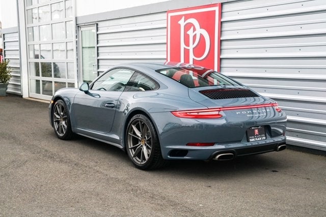 2017 Porsche 911 Carrera 4