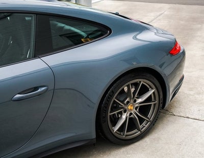 2017 Porsche 911 Carrera 4