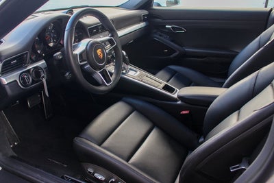 2018 Porsche 911 Carrera