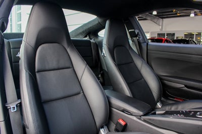 2018 Porsche 911 Carrera