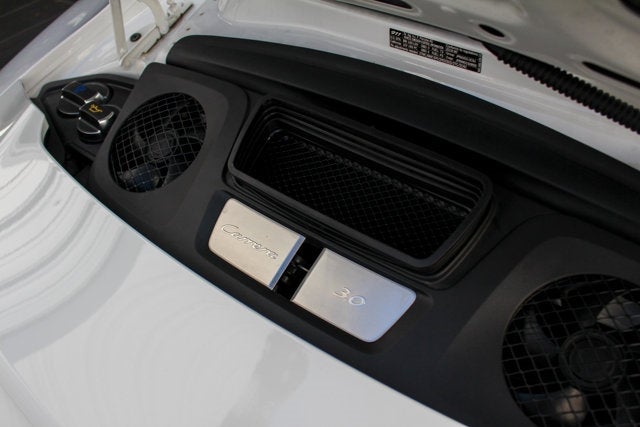 2018 Porsche 911 Carrera