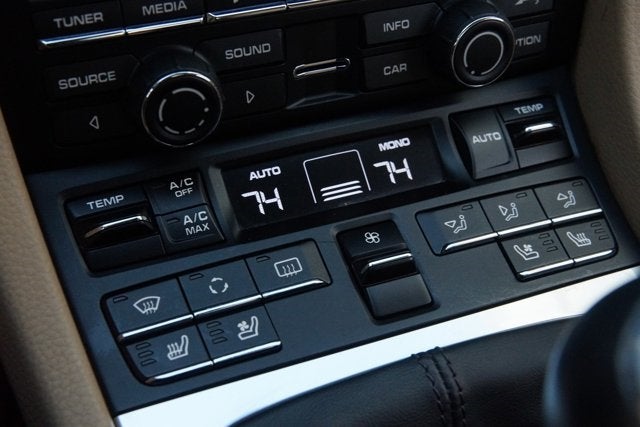 2012 Porsche 911 Carrera