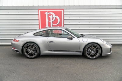 2019 Porsche 911 Carrera T