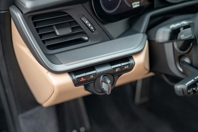 2021 Porsche 911 Carrera 4