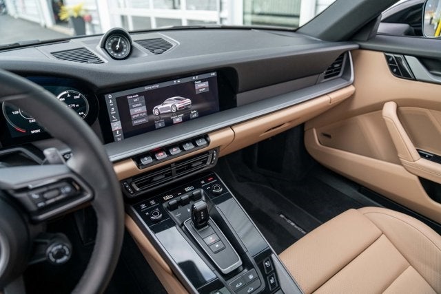 2021 Porsche 911 Carrera 4