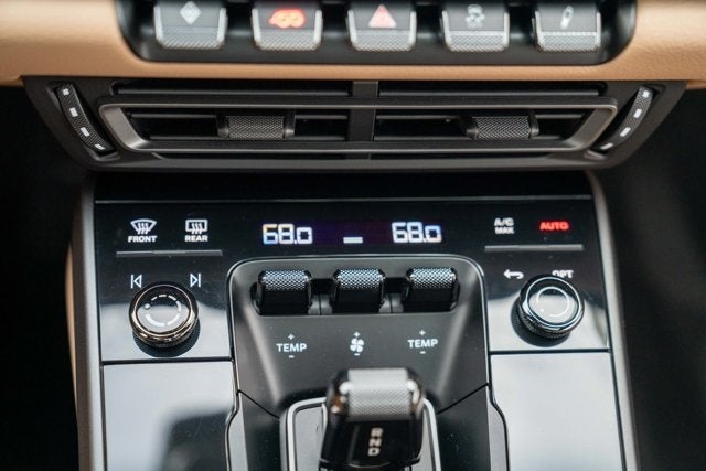 2021 Porsche 911 Carrera 4