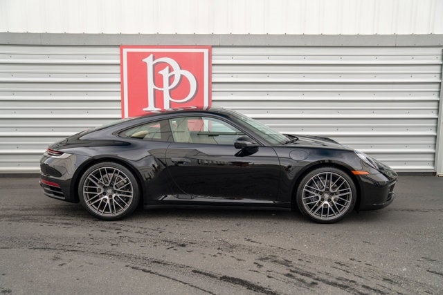 2021 Porsche 911 Carrera 4