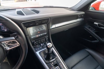 2017 Porsche 911 Carrera