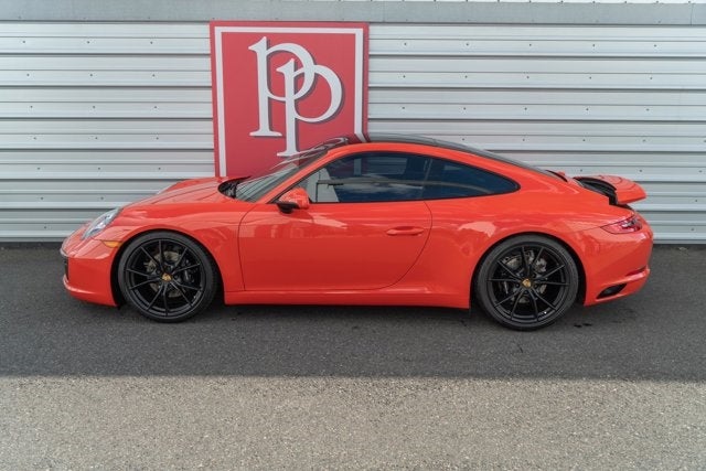 2017 Porsche 911 Carrera