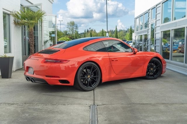 2017 Porsche 911 Carrera