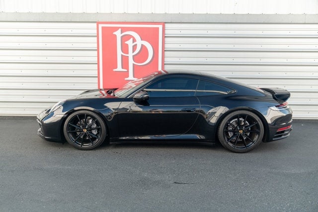 2021 Porsche 911 Carrera