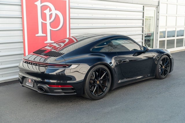 2021 Porsche 911 Carrera