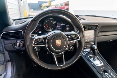 2018 Porsche 911 Carrera