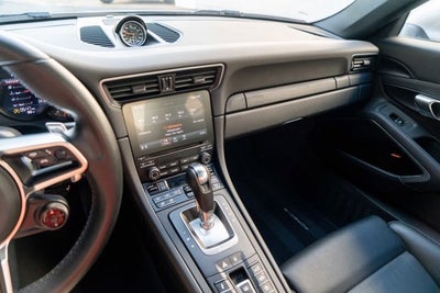 2018 Porsche 911 Carrera