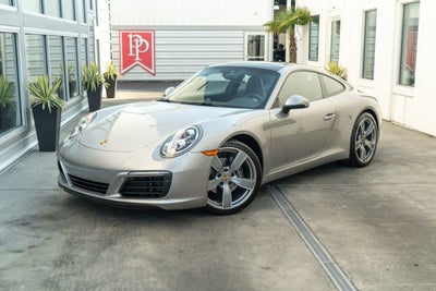 2018 Porsche 911 Carrera