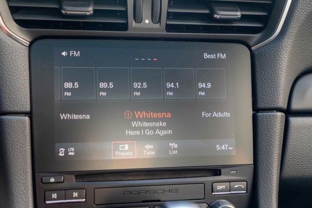 2018 Porsche 911 Carrera