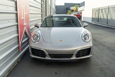 2018 Porsche 911 Carrera